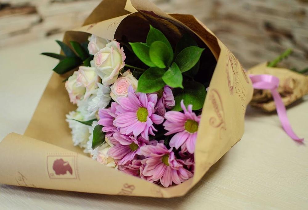 Букет цветов из: Розы и Хризантемы в Николо-Александровском