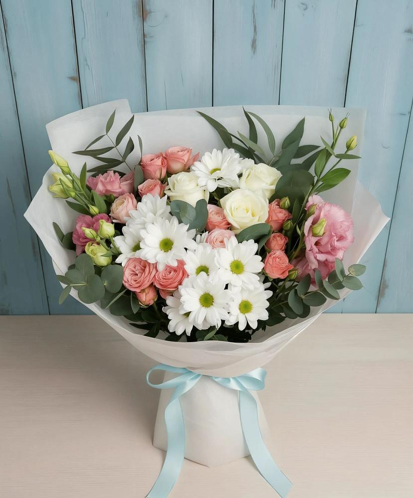 Букет цветов из: Розы, Лизиантусы и Хризантемы в Николо-Александровском