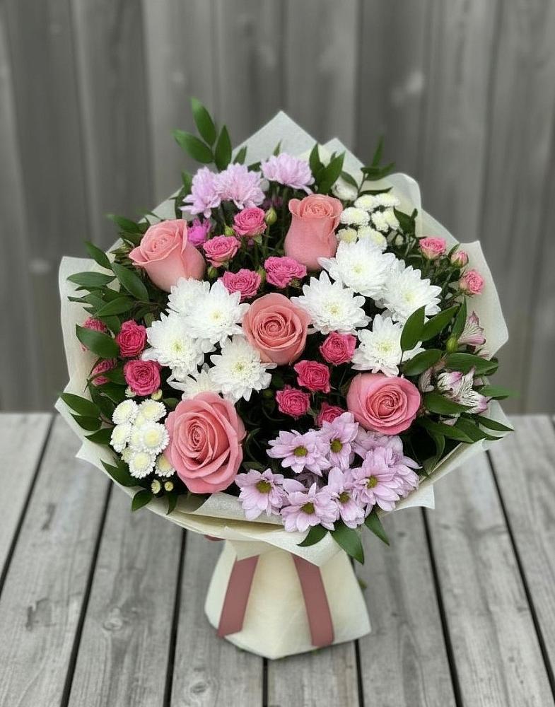 Букет цветов из: Альстромерии, Гвоздики, Розы и Хризантемы в Николо-Александровском