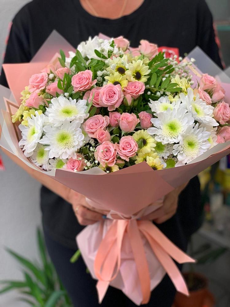 Букет цветов из: Розы и Хризантемы в Николо-Александровском