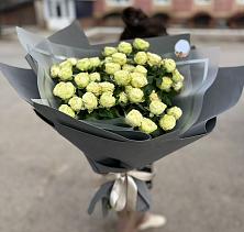 Букет Белые кустовые розы Солинеро в Николо-Александровском