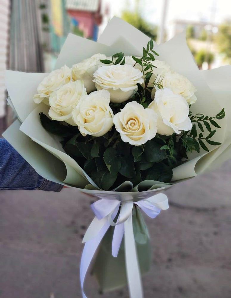 Букет Белые розы Проуд в Николо-Александровском