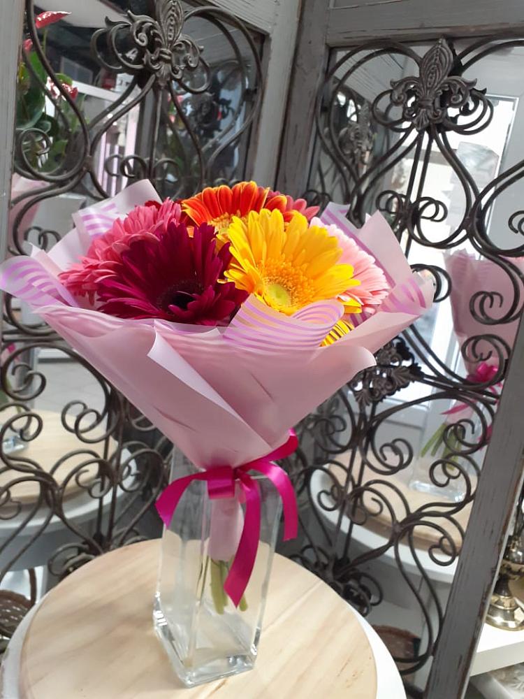 Букет цветов из: Герберы в Николо-Александровском