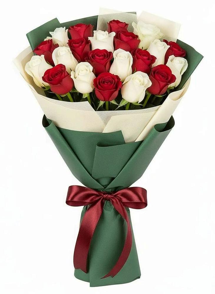 Букет Микс из красных и белых роз в Николо-Александровском