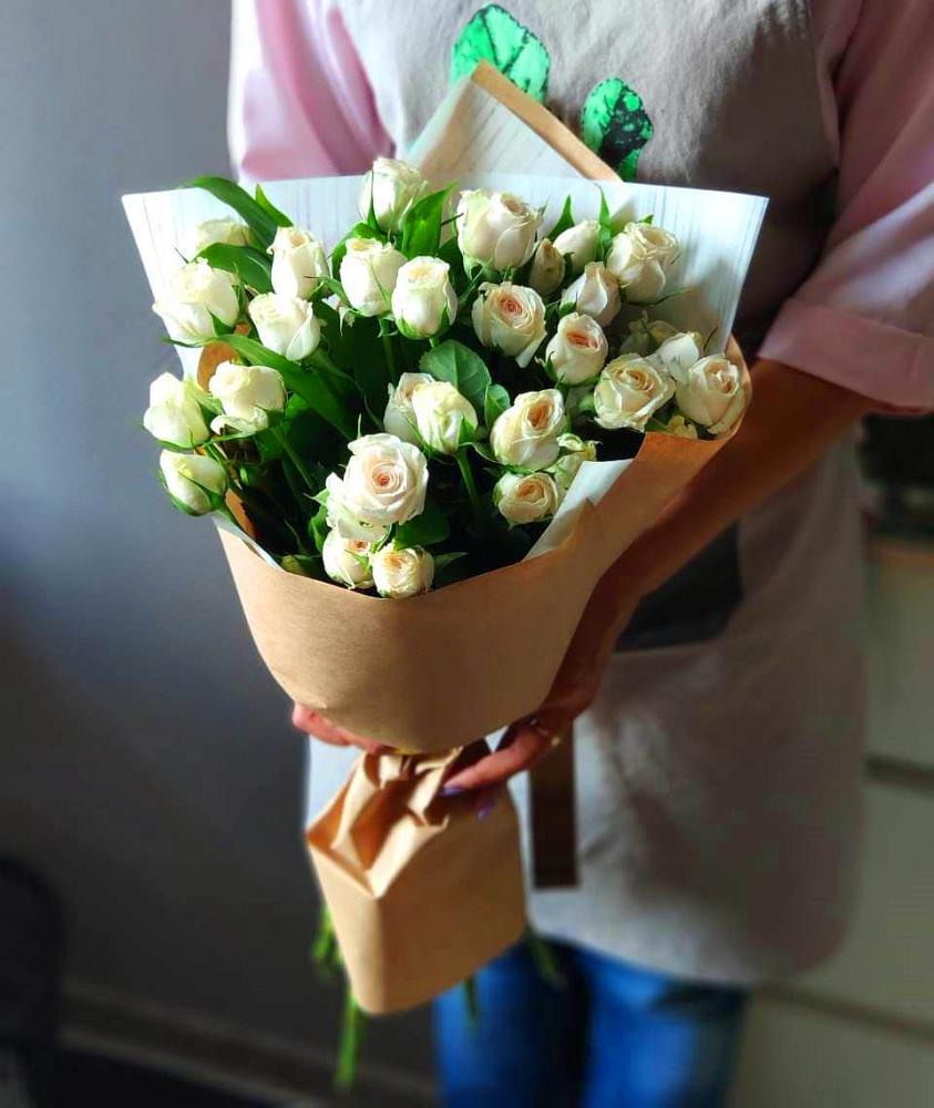 Букет цветов из: Розы в Николо-Александровском