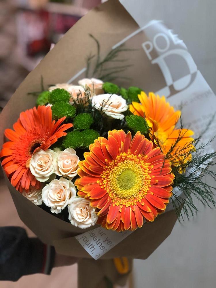 Букет цветов из: Герберы, Хризантемы и Розы в Николо-Александровском