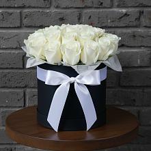 Цветочная композиция из Розы в шляпной коробке в Николо-Александровском